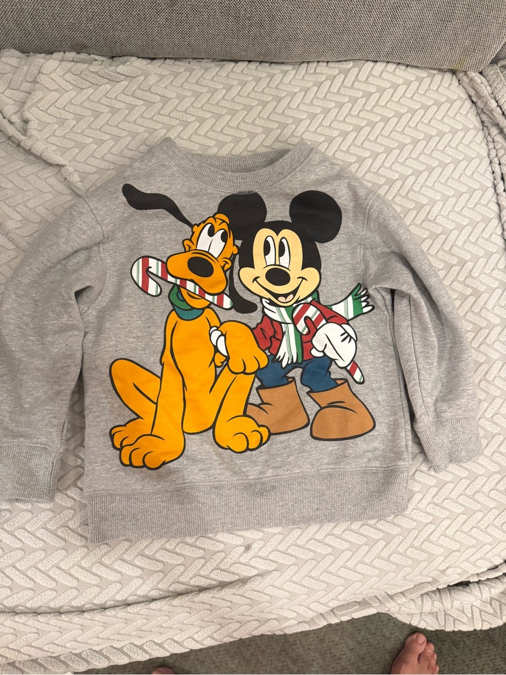 Disney Store Mickey and Pluto gray Christmas candy cane sweatshirt size xs (4)